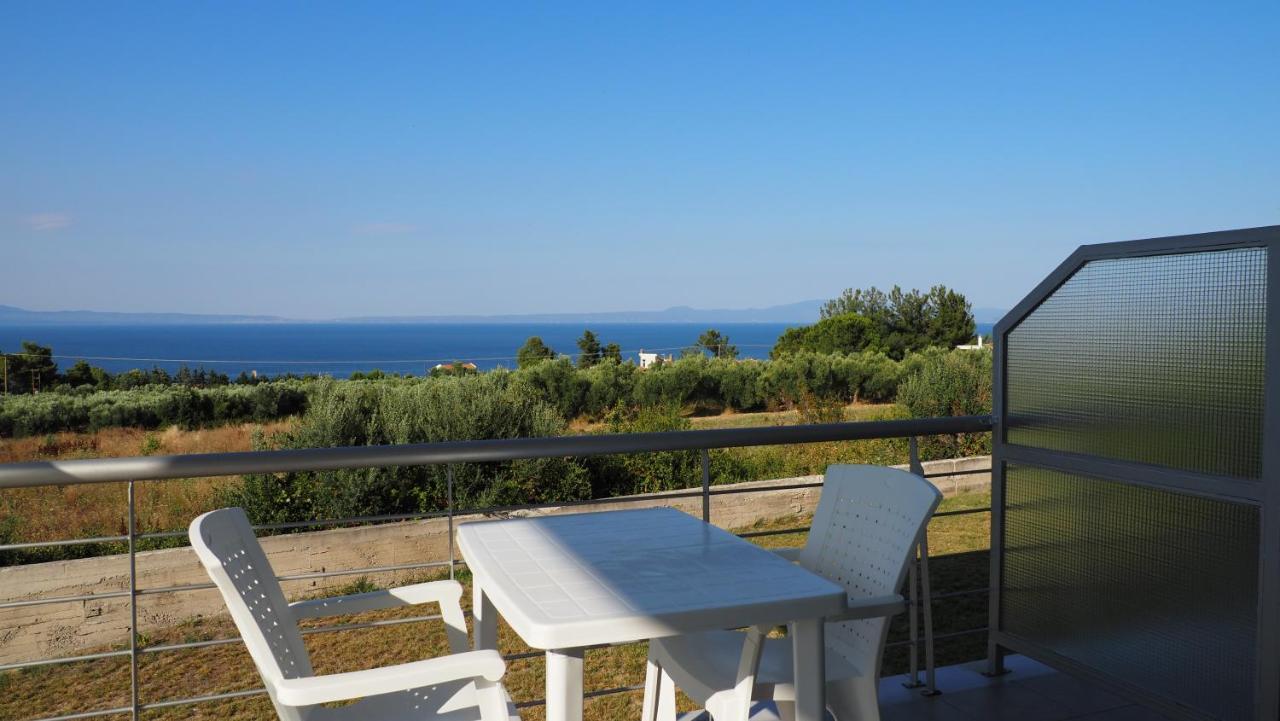 Jason's Sea View Apartment Kriopigi